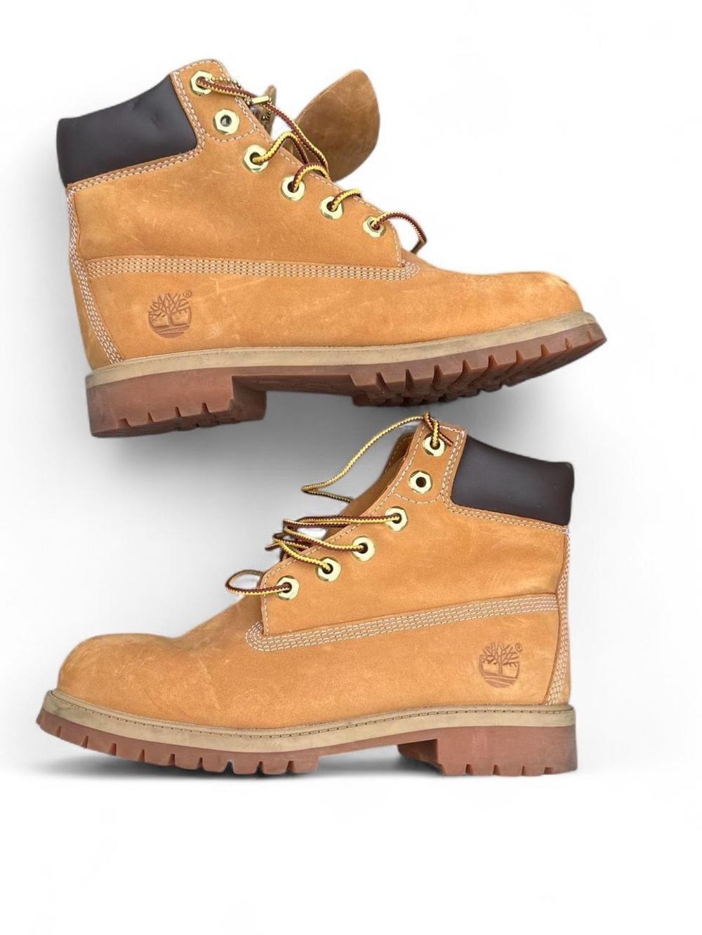 Timberland 6 Inch Premium Waterproof Boot 'Wheat' Nubuck Size 5.5 Women’s Size 7